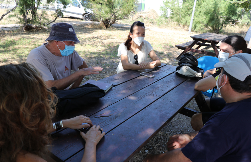 La regidora i presidenta del Consell Local Agrari es reunix amb membres del CEAMCV i d’Acció Ecologista-Agró