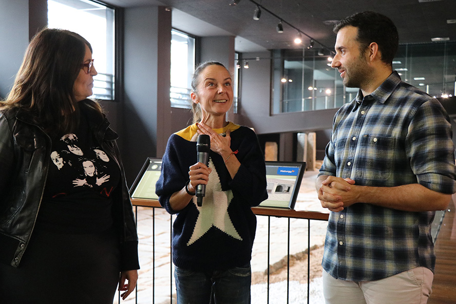 La maquilladora local Nelly Guimaras, nominada als Emmy 2023, rep el reconeixement de l'Ajuntament de Sagunt