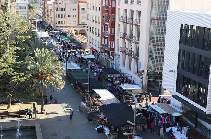 Sagunt posa en marxa un pla de participació per a modificar l'ordenança de la venda no sedentària