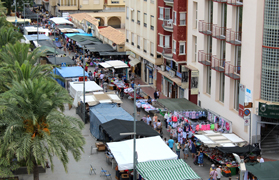 Mercats inicia el procediment de trasllats i ampliacions de llocs de venda vacants en els mercats exteriors