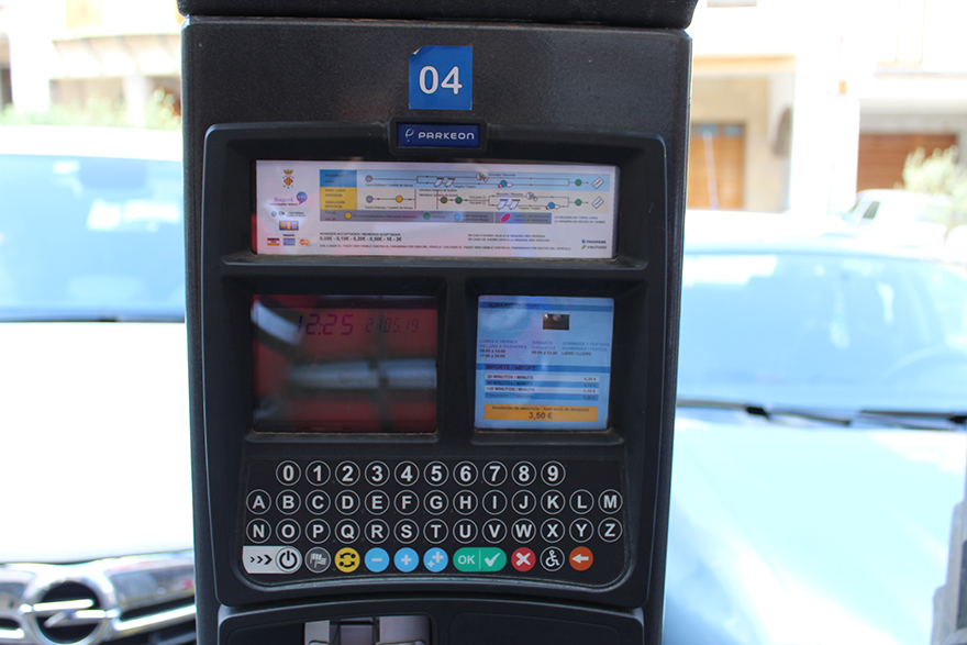 La regulació de l'aparcament en la zona blava torna a estar totalment operativa a partir del dilluns 8 de març