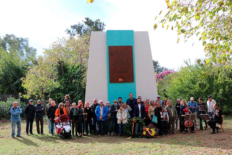 L'Ajuntament clausura les I Jornades de Memòria Històrica i Democràtica de Sagunt amb la resignificació d'un antic monòlit franquista