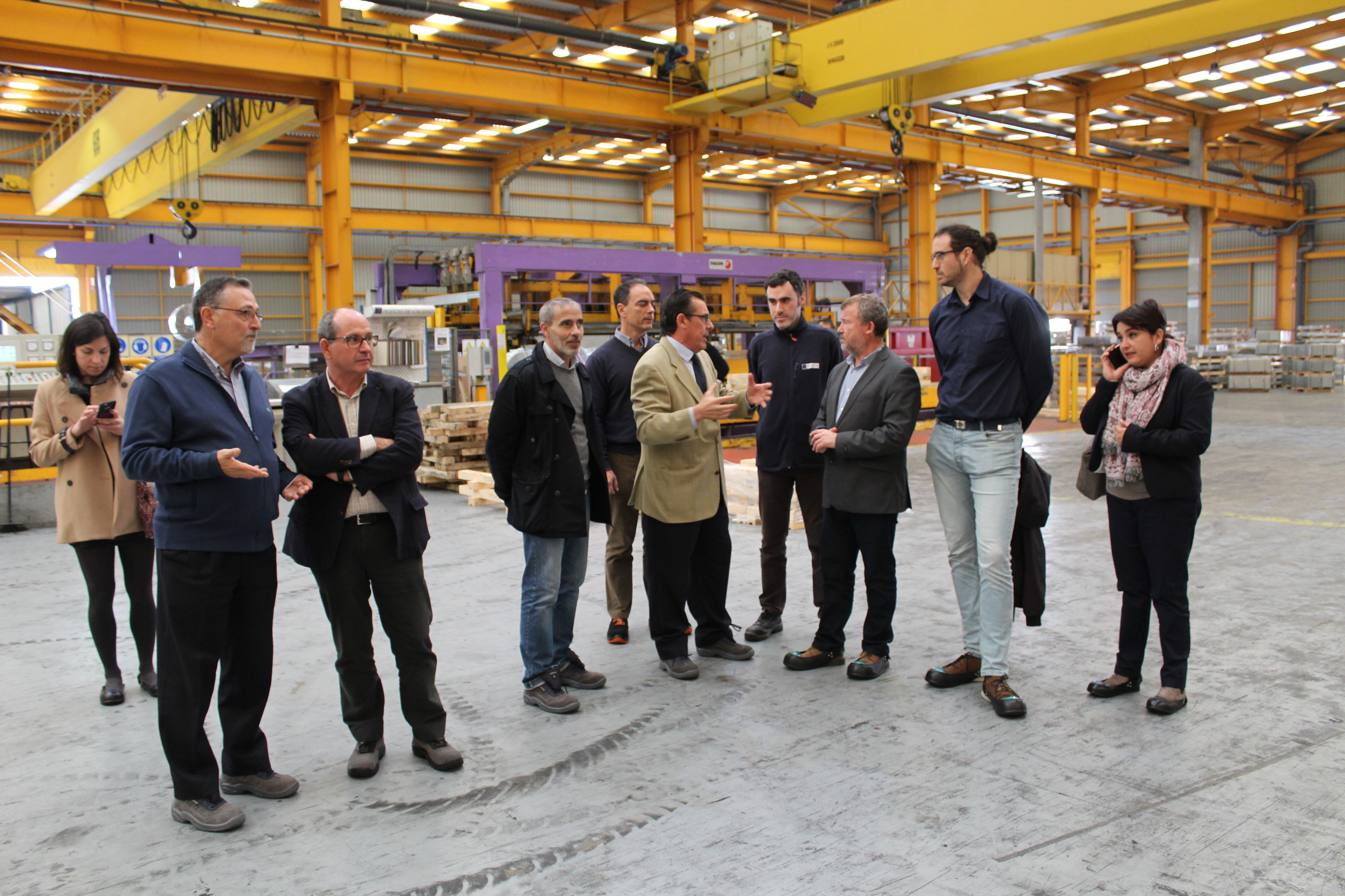 L'Alcalde de Sagunt i membres de l’Equip de Govern visiten l'empresa Hierros de Levante